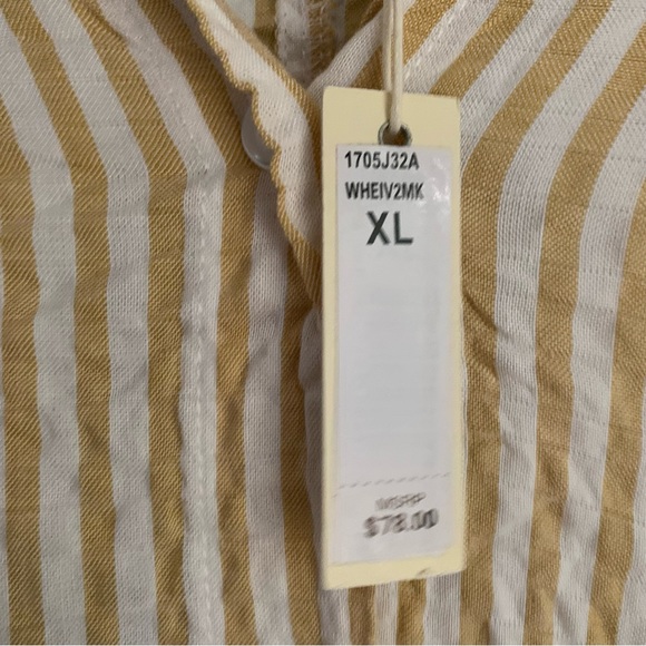 ✨ 2 for 15 ✨ Textured Button Down Shirt - Picture 8 of 9